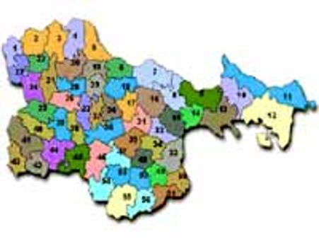 కరీంనగర్ జిల్లాలో గ్రెనేడ్ పేలి ఇద్దరు జవాన్ల మృతి