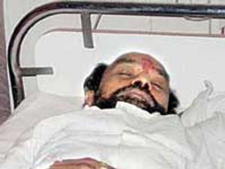 బిసి నేత కృష్ణయ్య ఆమరణ దీక్ష భగ్నం: ఆస్పత్రికి తరలింపు