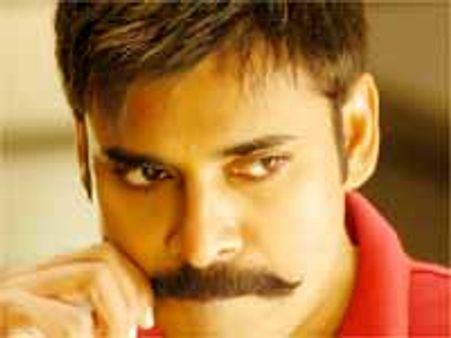 పవన్ కళ్యాణ్ కొమరం పులిపై ఆదివాసీల గుస్సా