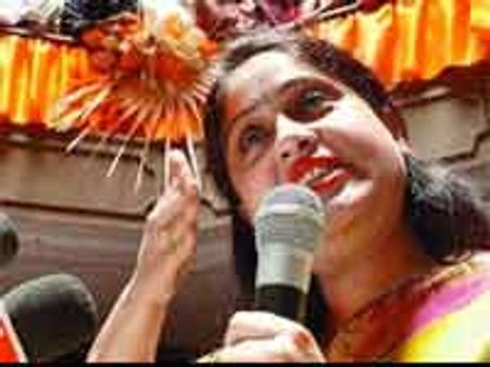 తెలుగుదేశం పార్టీకి మిగిలింది తీర్ధయాత్రలే: విజయశాంతి