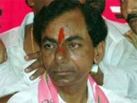 ఇషాన్ రెడ్డి శవం చూసి కంట తడి పెట్టిన కెసిఆర్