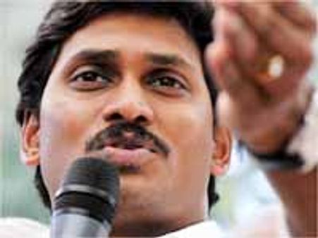 వైయస్ జగన్ గొంతెమ్మ కోర్కెలు తీర్చలేం: ఆమోస్