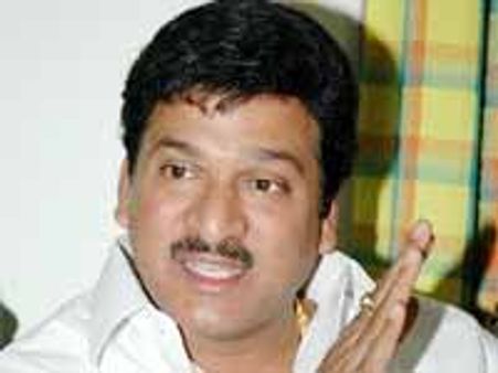 చిరంజీవికి పాఠాలు చెప్పా: రాజేంద్రప్రసాద్