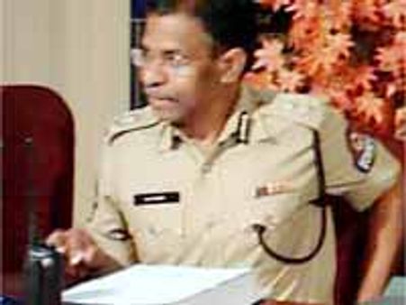 సైరాబాను, జ్యోతి వ్యభిచారంపై ఆధారాలున్నాయి: ఎకె ఖాన్