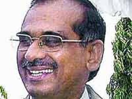 అడ్డుకుంటే కఠిన చర్యలు తీసుకుంటాం: వెంకట్రామిరెడ్డి