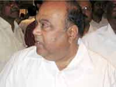 చంద్రాబబు మొట్టికాయలు: నాగం జనార్దన్ రెడ్డి బేఖాతరు