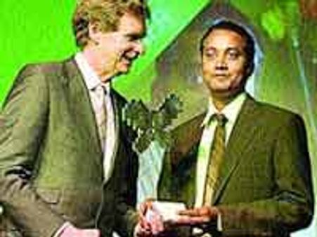 ఆంధ్రుడికి బ్రిటిష్ కౌన్సిల్ అవార్డు
