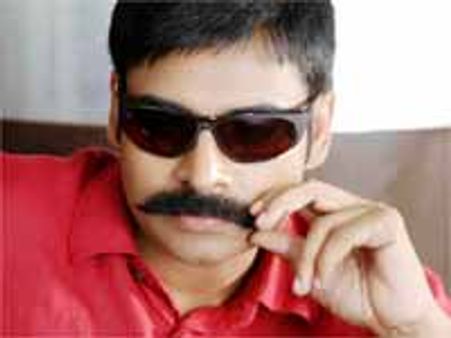 కొమరం పులిని తెలంగాణలో అడ్డుకుంటాం: సోనీరావు