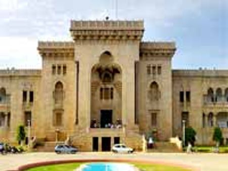 తెలంగాణలో తిరగనివ్వం: ఆ మంత్రులకు ఒయు జెఎసి హెచ్చరిక