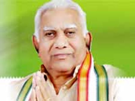 తెలంగాణ పేరుతో కెసిఆర్ ప్రజలను మభ్యపెడుతున్నారు: పాల్వాయి