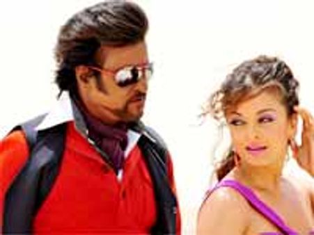 రోబో నాదేంటున్న సడేమియా