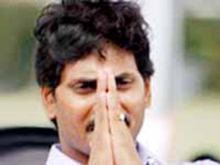 పార్టీ నాయకత్వంపై తిరుగుబాటుకు వైయస్ జగన్ క్యాంప్ రెడీ