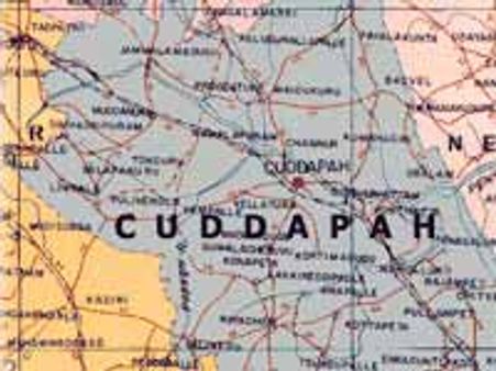 కడప జిల్లాలో భార్య గొంతు కోసి ఆత్మహత్య చేసుకున్న భర్త