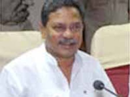 శృతిమించుతున్న మైక్రోఫైనాన్స్ ఆగడాలు: వట్టి వసంత్ కుమార్