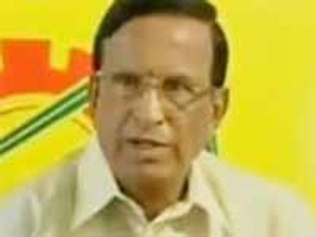 పులిలా వచ్చిన వాడు ఇప్పుడు పిల్లిలా మారిపోయాడు