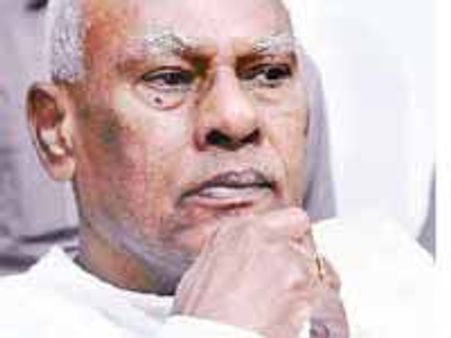 మంత్రివర్గ విస్తరణపై ముఖ్యమంత్రి రోశయ్య నో కామెంట్