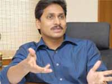 జగన్ ఓదార్పు నవ్వు తెప్పిస్తోందా?