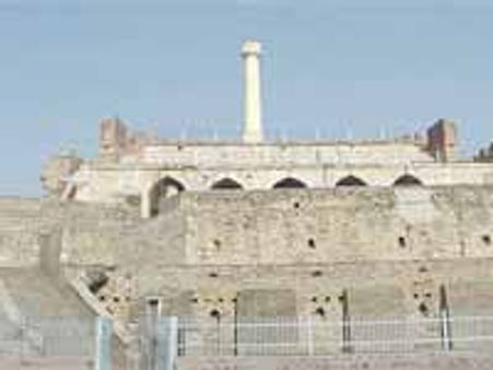 కర్ర యుద్ధానికి దేవరగట్టు సిద్ధం: ఆందోళనలో పోలీసులు