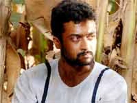 రామ్ గోపాల్ వర్మ రక్త చరిత్రపై వెల్లువెత్తుతున్న ఆగ్రహజ్వాలలు