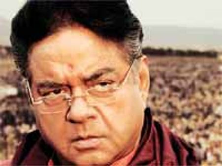 రక్త చరిత్రలో ఎన్టీఆర్ విలనా?