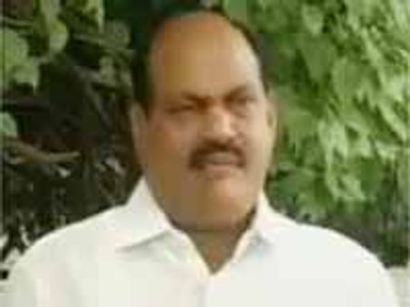 ప్రజలు వైఎస్ ను మరిచిపోలేక పోతున్నారు: బాజిరెడ్డి గోవర్ధన్ రెడ్డి