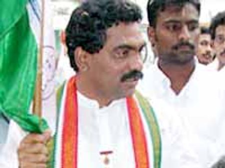 అమెరికాలో ఉత్సవాలకు లగడపాటి