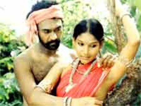 హైదరాబాద్ ట్యాంక్ బండ్ పై కొమురం భీమ్ విగ్రహానికి లైన్ క్లియర్