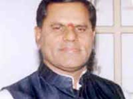 మీడియాతో వాదనకు దిగిన టి. సుబ్బిరామిరెడ్డి