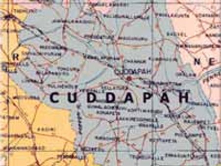 బలవంతంగా వ్యభిచారం చేయిస్తుందంటూ పోలీసులనాశ్రయించిన భర్త