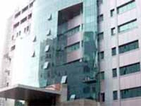 రహేజా ఐటి పార్కు కార్యాలయంలో విజిలెన్స్ ఎన్ ఫోర్సుమెంటు సోదాలు