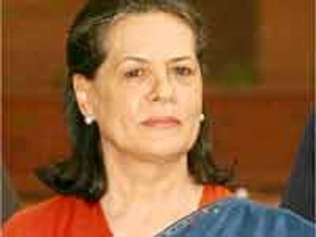 సిడబ్ల్యుసిలో స్థానానికి పోటీ పడుతున్న ఎపి నాయకులు