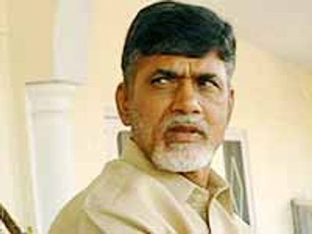 చంద్రబాబును అడ్డుకున్న తెలంగాణవాదులు: అరెస్టులు, ఉద్రిక్తత