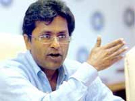 ఐపియల్ పై నీలినీడలు