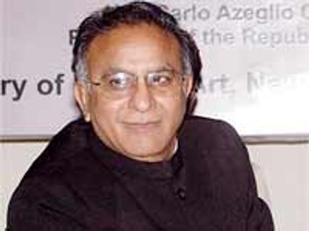 సిఎంగా జైపాల్ రెడ్డిని పంపిస్తారనే వార్తలను కొట్టిపారేస్తున్న ఎఐసిసి