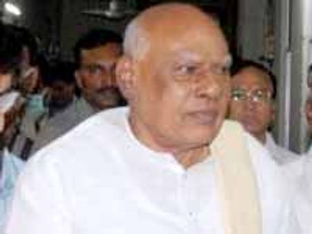 రోశయ్య అసహనం, కామెంట్స్: రెచ్చిపోయిన ఒయు విద్యార్థులు