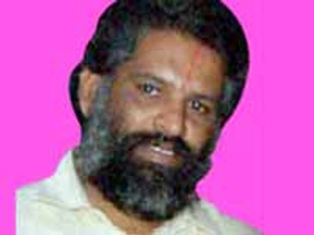 దేశంలో ఇటలీ పాలన: జగన్ వర్గం చెవిరెడ్డి సంచలన వ్యాఖ్యలు