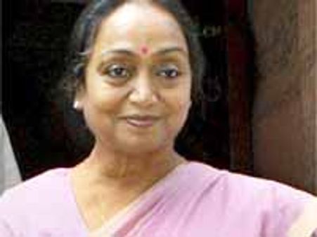 వైయస్ జగన్ రాజీనామాను ఆమోదించిన మీరా కుమార్