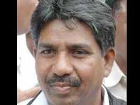 మందకృష్ణ మాదిగపై మాల కాంగ్రెసు నేతల మండిపాటు