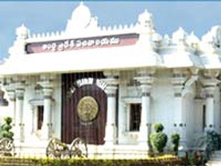 సచివాలయం లోపల ఎమ్మార్పీయస్ కార్యకర్తలు, విస్తృతంగా తనిఖీలు?