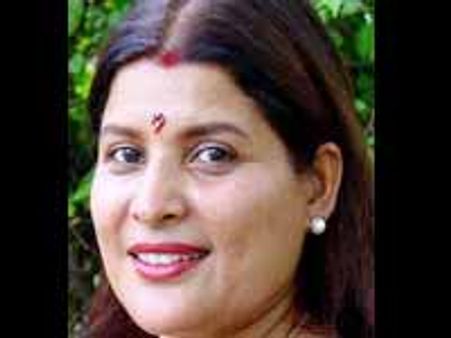 కన్నడ సినీ నటి జయమాలపై చార్జిషీట్ దాఖలు చేసిన పోలీసులు