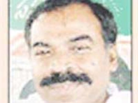 పాయకరావు పేట ఎమ్మెల్యే బాబూరావు వైయస్ జగన్ వైపేనా?