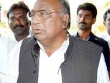 వైయస్ జగన్ దీక్షకు మద్దతిచ్చిన శాసనసభ్యులపై చర్యలు?