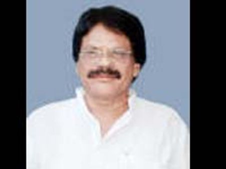 వైయస్ జగన్ భవిష్యత్తు గురించి ఏం మాట్లాడుతాం: శత్రుచర్ల