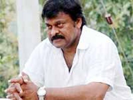 తెలంగాణ ఎఫెక్ట్: చిదంబరం అఖిలపక్షానికి చిరంజీవి డుమ్మా