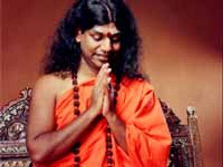 రంజితతో రాసలీలలపై జర్నలిస్టులకు రూ. 10 కోట్లు ఇచ్చా: నిత్యానంద