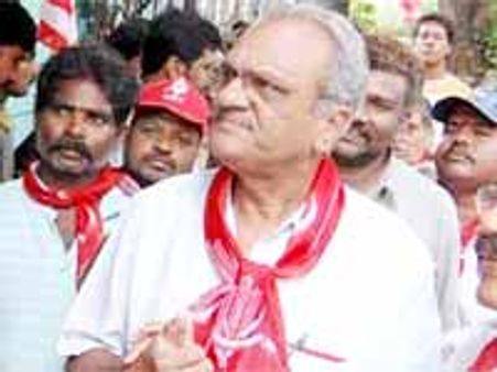 తెలంగాణ తేల్చమంటే దేశం గురించి శ్రీకృష్ణకు ఎందుకు: సిపిఐ నారాయణ