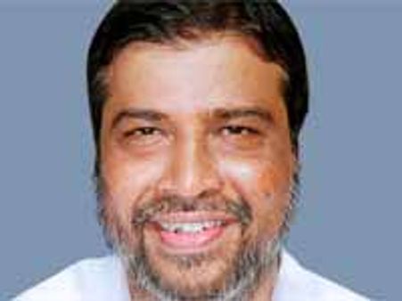 రాజకీయాలు, భవిష్యత్తు వేరువేరు: మంత్రి దామోదర రాజనర్సింహా