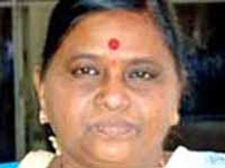 కిరణ్ కుమార్ రెడ్డి వ్యాఖ్యలపై కాంగ్రెసు ఎమ్మెల్యే కుతూలమ్మ ఫైర్