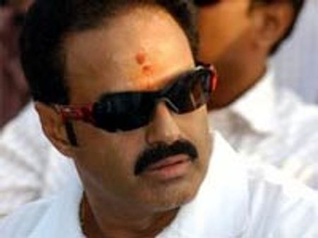బాలకృష్ణ తడాఖా: సినిమా షూటింగ్ కోసం రిజర్వాయర్ పూడ్చివేత