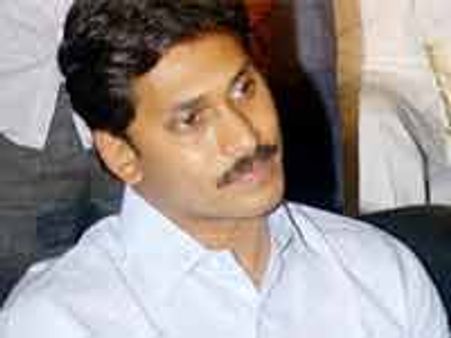 వైయస్ జగనే టార్గెట్